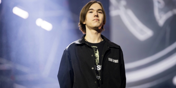 知名解说分析预测TI10结果：看好sadboys和SMG